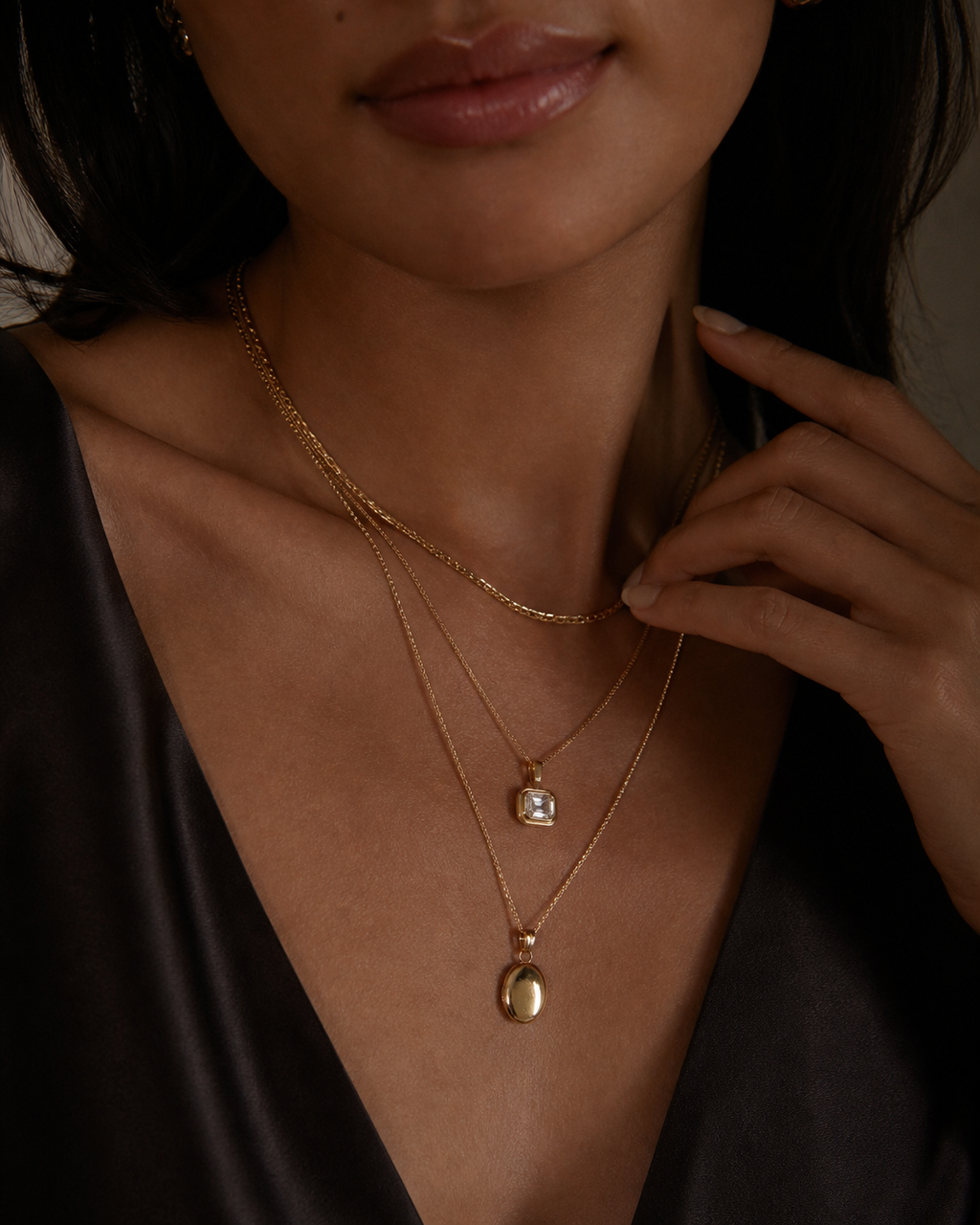 Classic Oval Locket Pendant