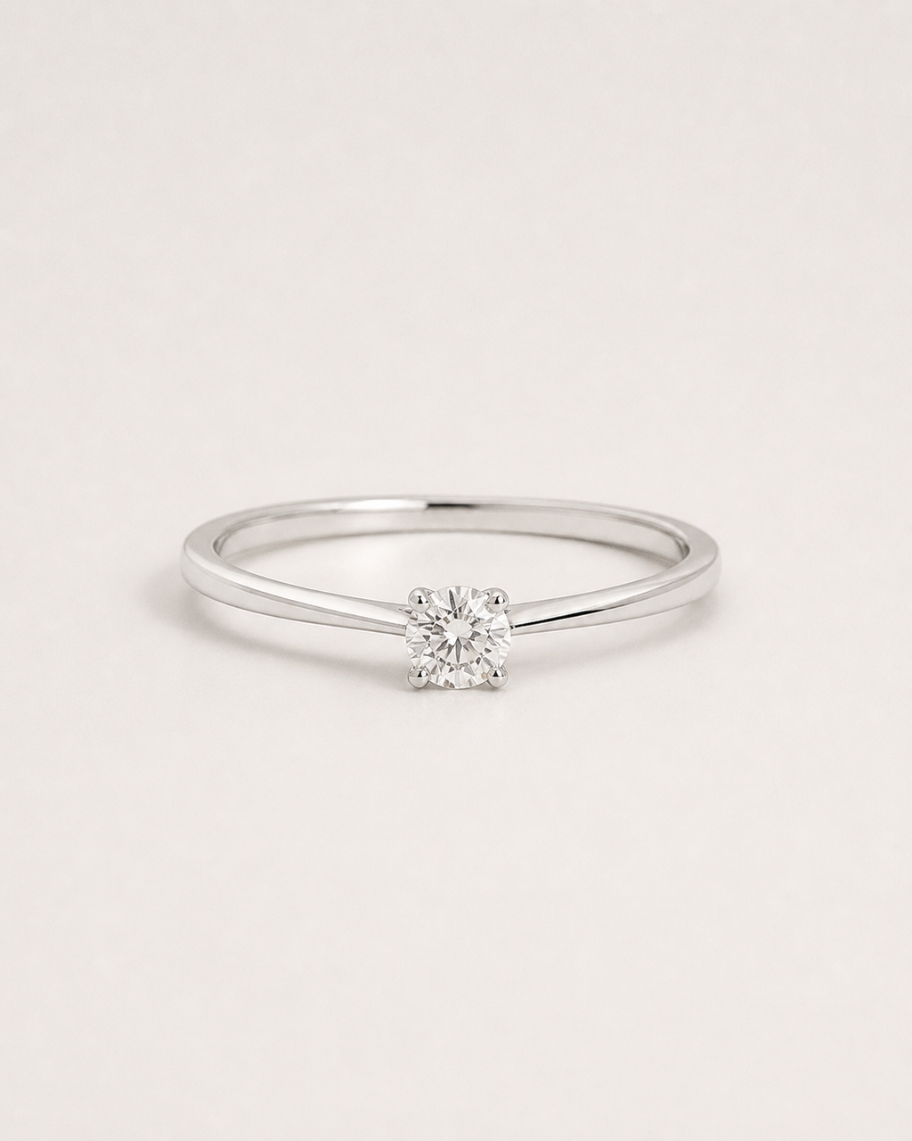 Jean Classic Round Solitaire Ring