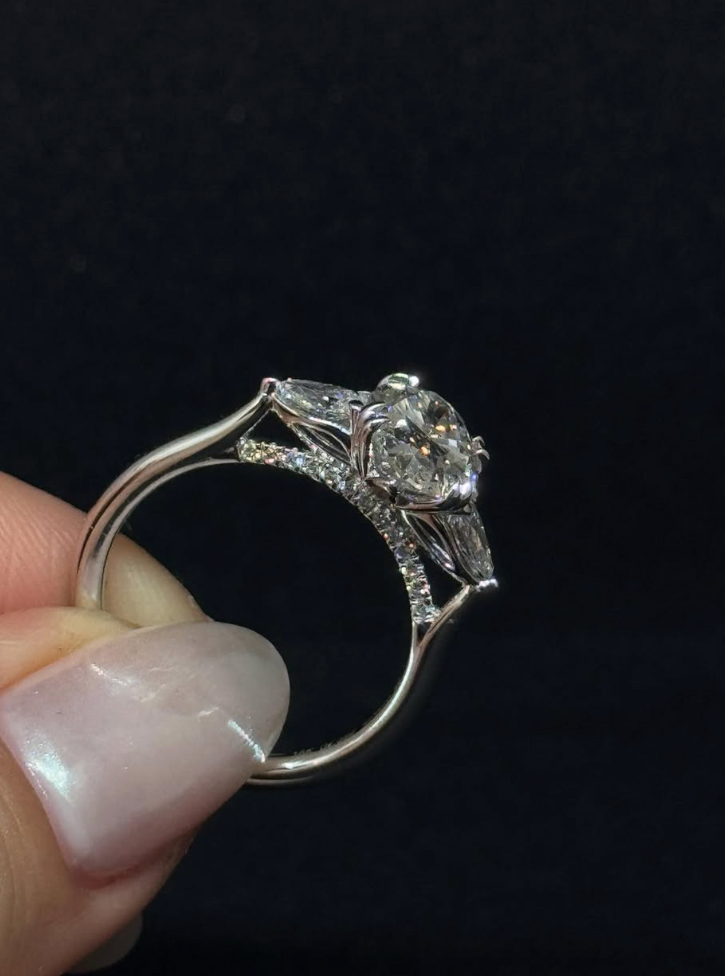 Bloom Oval Trilogy Ring
